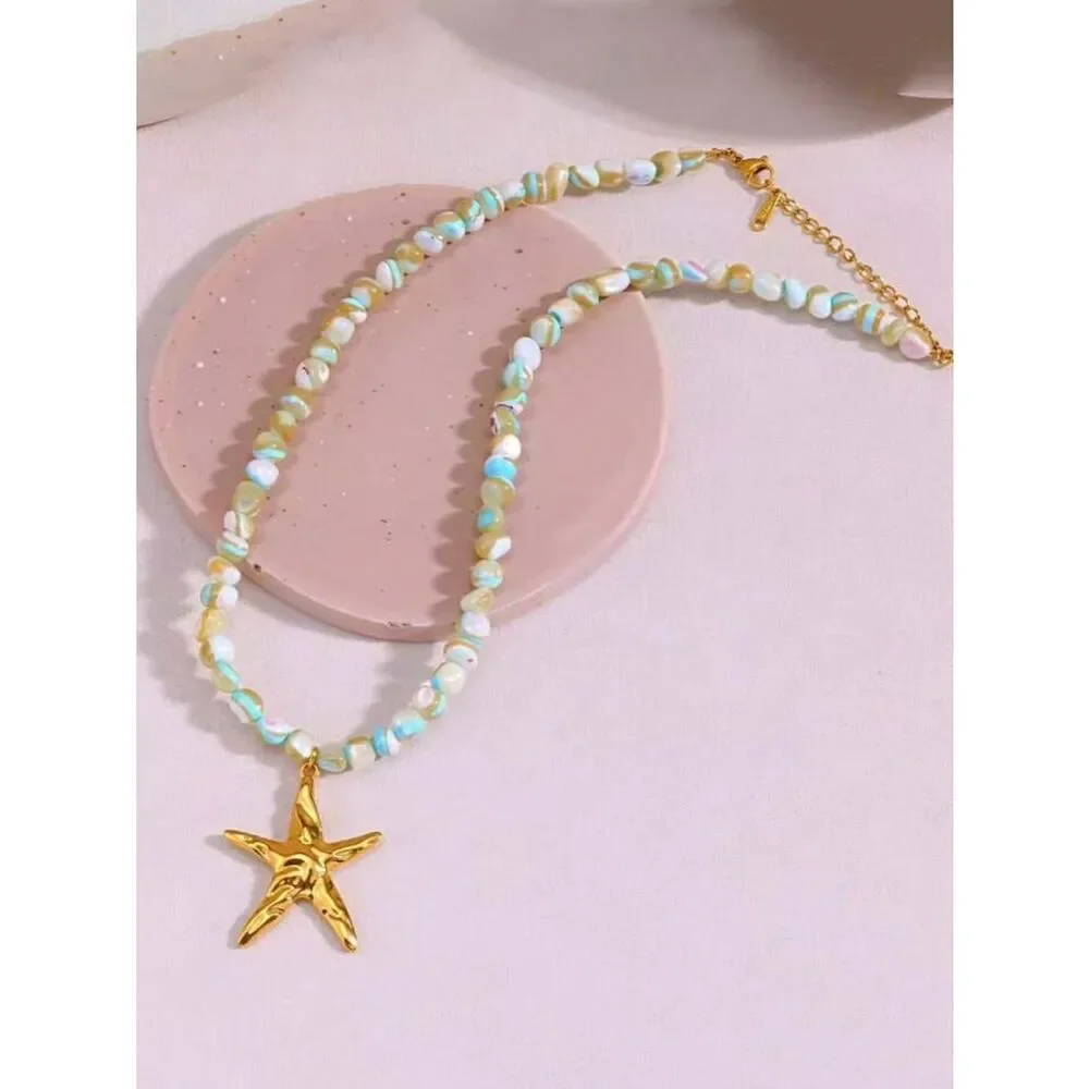 Anthropologie stylish necklace